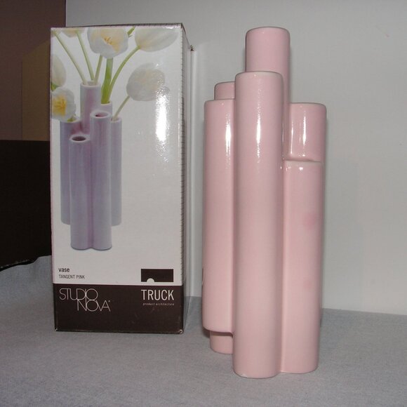 Mikasa Truck Tangent Vase Pink Ceramic - Picture 6 of 11